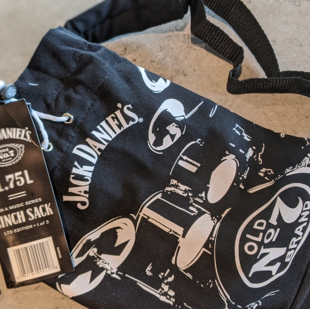 NWT Jack Daniels Cinch Shoulder Sack